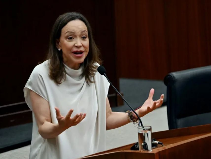María Corina Machado exige un calendario electoral