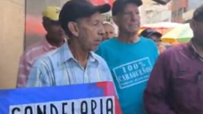 En La Candelaria protestan contra los apagones en Caracas