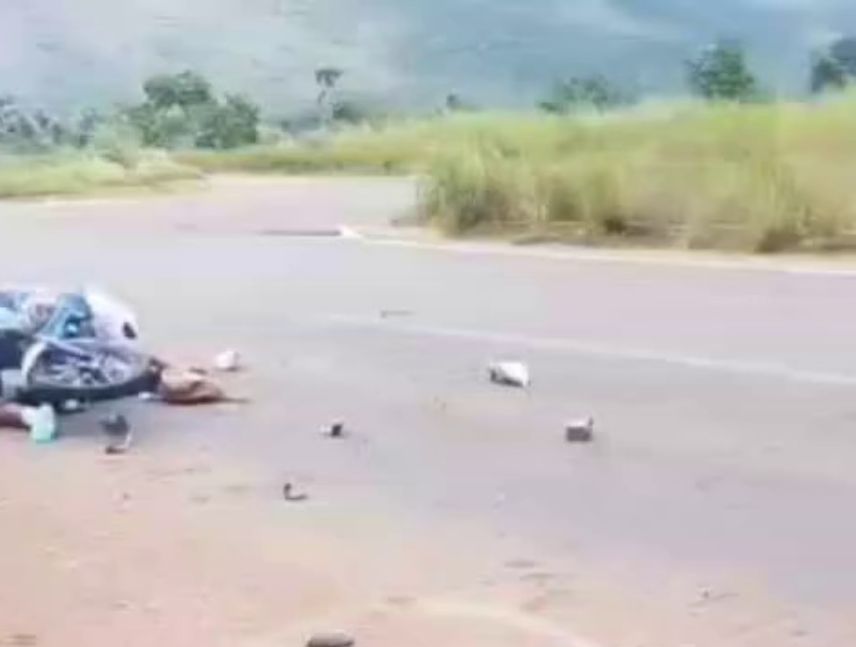Reportan colisión entre moto y camión en La Romana