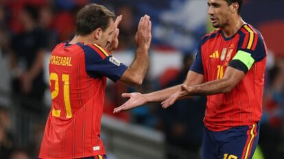 España estrenó su segunda estrella con victoria