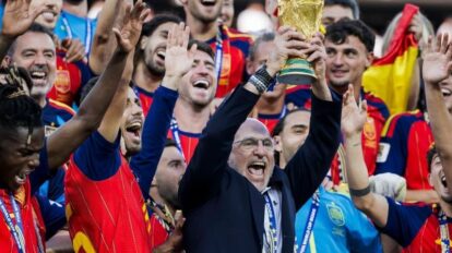 Luis de la Fuente seguirá hasta el próximo Mundial con España