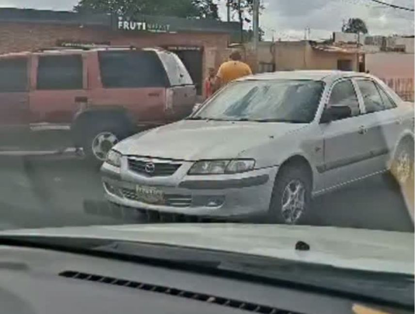 Motorizada herida tras choque en el elevado de Las Banderas