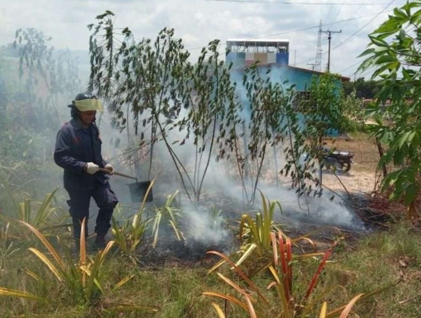 Incendios en Trujillo amenazan viviendas y redes eléctricas