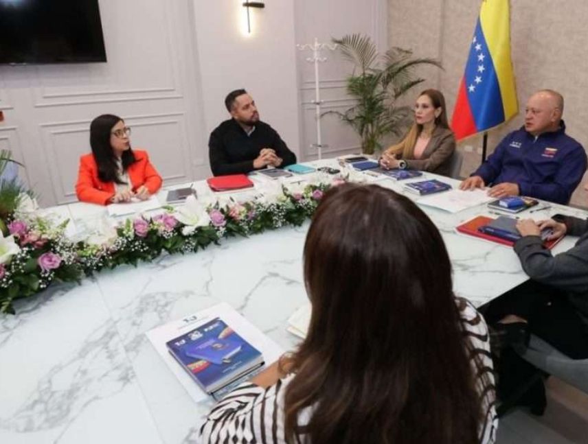 TSJ y ministro Cabello abordan reforma del sistema de justicia