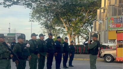 GNB despliega operativo en la plaza La Navidad de Puerto Ordaz