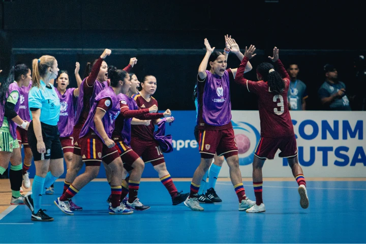 Venezuela debuta con victoria en Suramericano futsal femenino