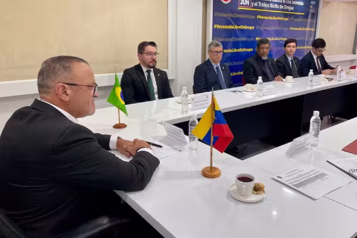 Brasil y Venezuela fortalecen agenda de prevención antidrogas