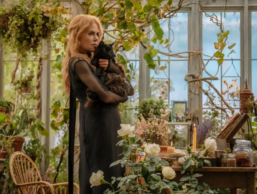 “Practical Magic 2” hechiza a las taquillas en su estreno