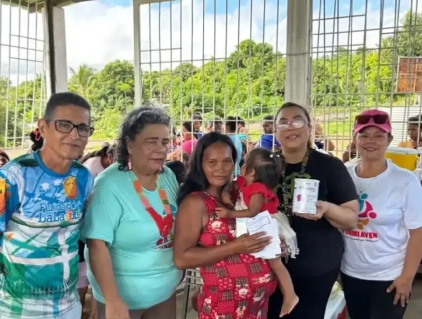 Hormiguitas Guayanesas recolecta donaciones útiles escolares