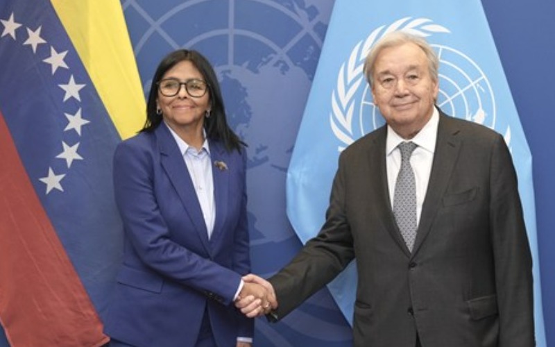 Delcy Rodríguez se reúne con el secretario general de las Naciones Unidas