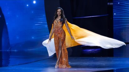 Miss Jamaica demanda a Miss Universo por su aparatosa caída