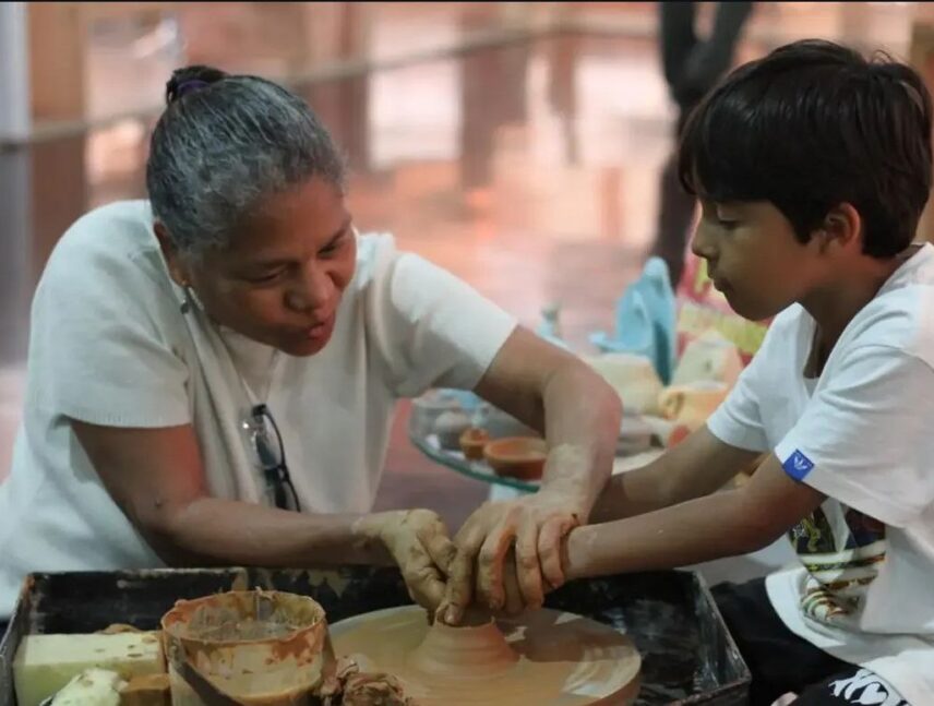 Fundación Red de Arte ofrece formación sobre técnicas ancestrales