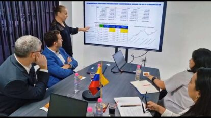 Evalúan con el Banco Mundial costos para reconstrucción y rehabilitación de viviendas