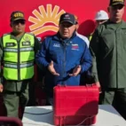 Cabello: El gobierno está y no se ha ido de La Guaira