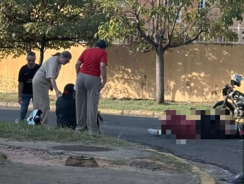 Dos mujeres lesionadas durante un accidente en moto.