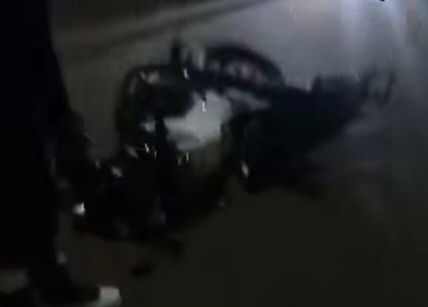 Arrollan a motorizado en la avenida Los Trabajadores