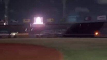 Se fue la luz en el estadio Luis Aparicio en pleno juego