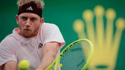 Davidovich y Zverev se enfrentarán en la semifinal de Shanghái
