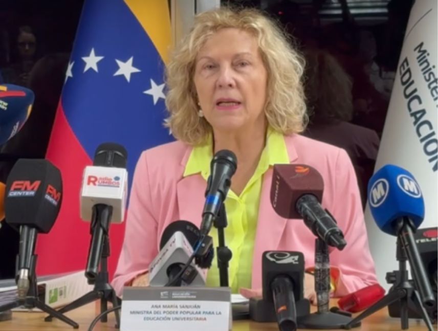 Ana María Sanjuán durante el anuncio sobre el debate de la nueva Ley de Universidades