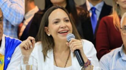 María Corina Machado propone elecciones presidenciales en Venezuela para julio de 2027.