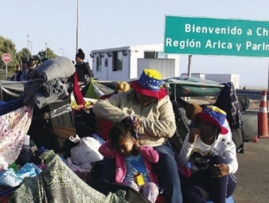 Vuelo de deportación de extranjeros expulsados de Chile hacia Bolivia, Ecuador y Colombia en 2026.