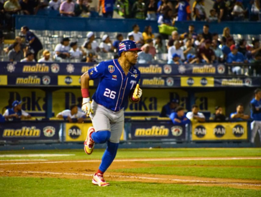 Tiburones de La Guaira venció a Navegantes del Magallanes 10-6 en la LVBP.