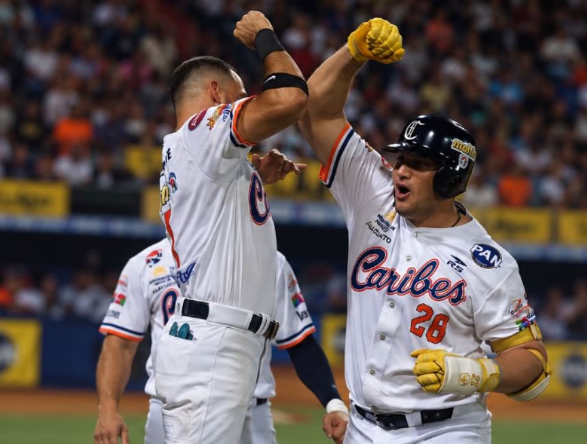 Resultados LVBP con Caribes de Anzoátegui y Tigres de Aragua en el primer lugar de la clasificación.
