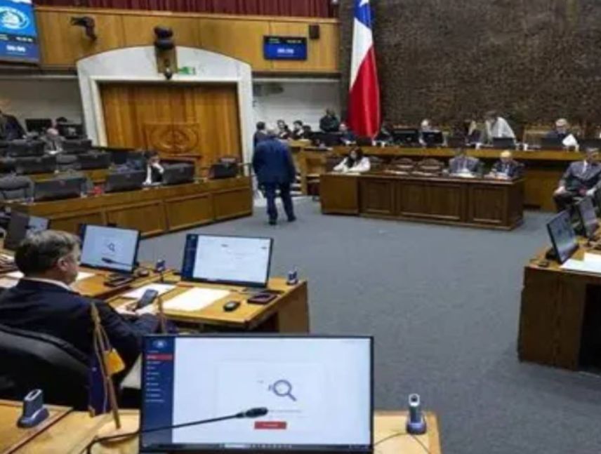 Senado de Chile durante la aprobación del proyecto para agilizar la expulsión administrativa de extranjeros en situación irregular.
