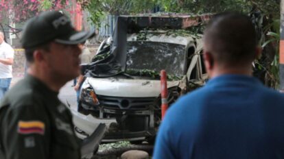 Daños materiales tras la explosión registrada cerca del puente internacional Francisco de Paula Santander, en Cúcuta.