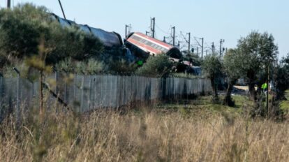 Accidente ferroviario en Toledo tras el choque de dos trenes de alta velocidad en España.