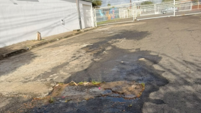fuga de agua en villa africana