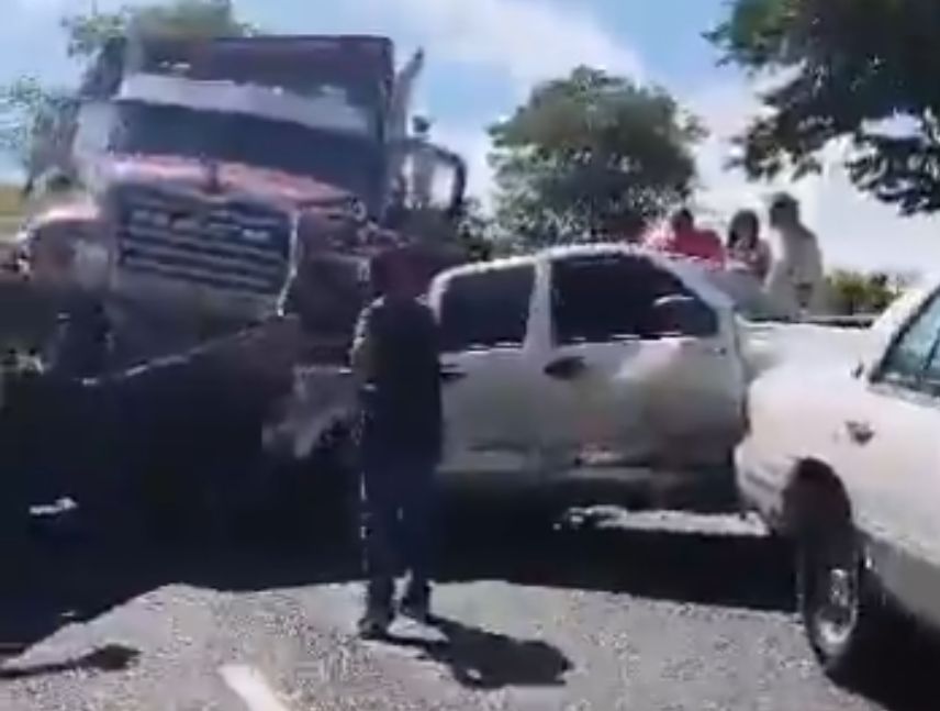 Colisión múltiple en la Autopista Regional del Centro después del distribuidor Charallave