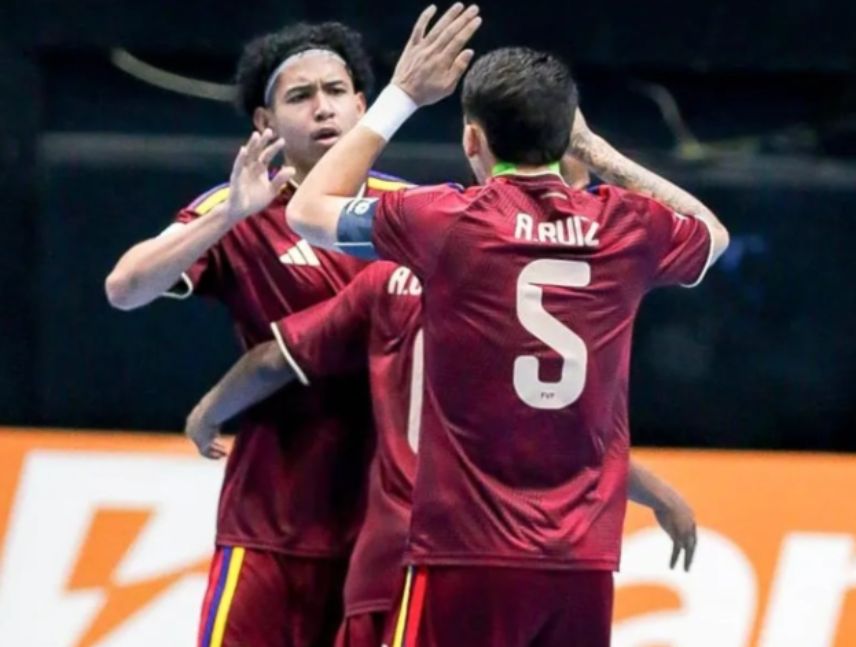 Selección venezolana de futsal Sub-20 celebra su clasificación a la final del Sudamericano en Barquisimeto