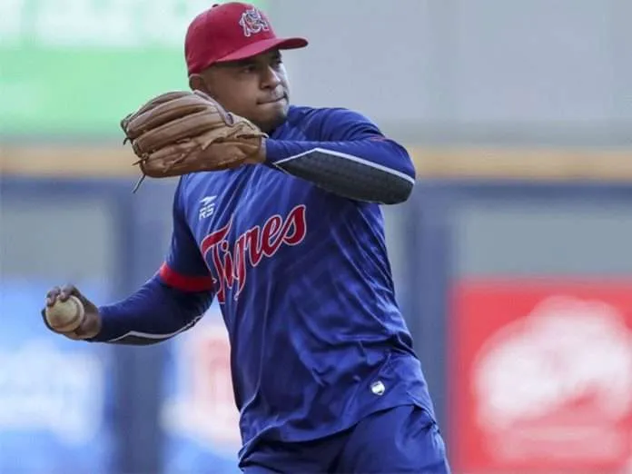 Tigres de Aragua deja en libertad a Eduardo Escobar