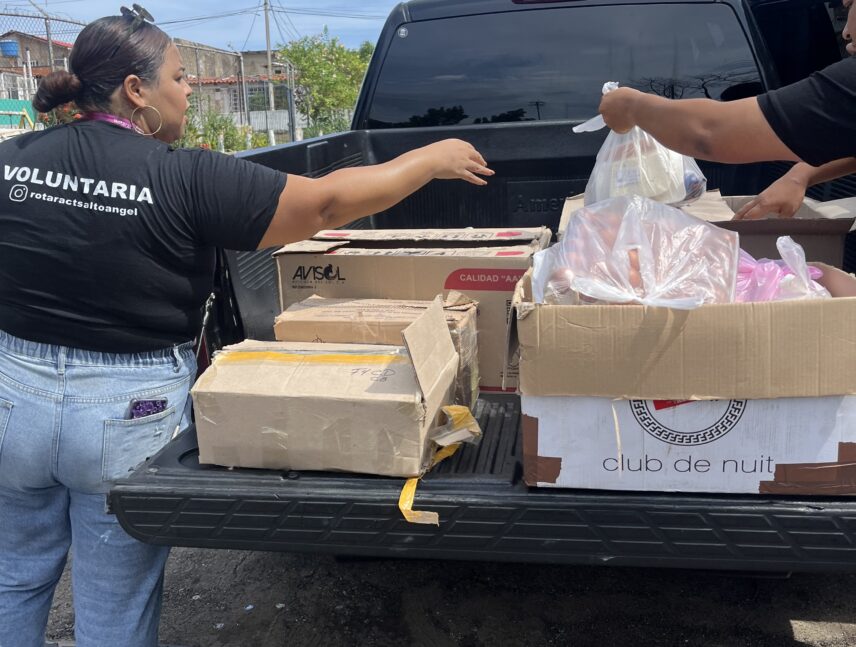 familias desplazadas de La Guaira en Guayana