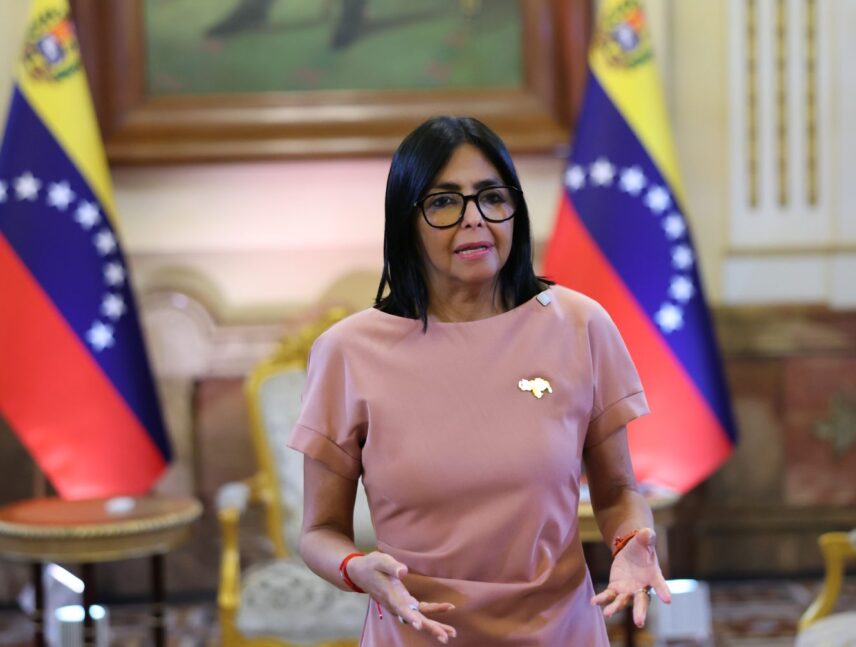 Presidenta destaca acuerdos sobre garantías políticas en mesa de diálogo