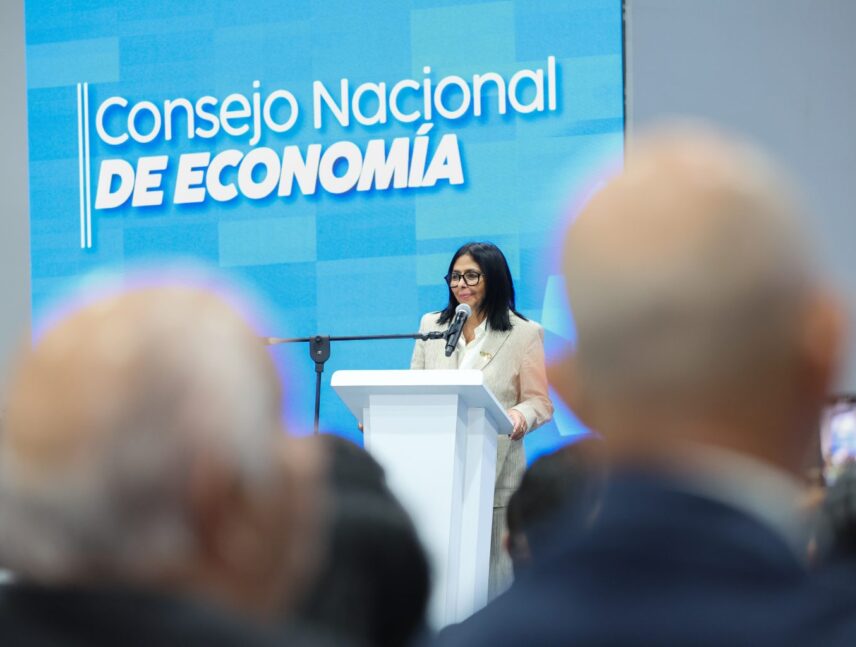 Delcy Rodríguez dirige sesión del Consejo Nacional de Economía