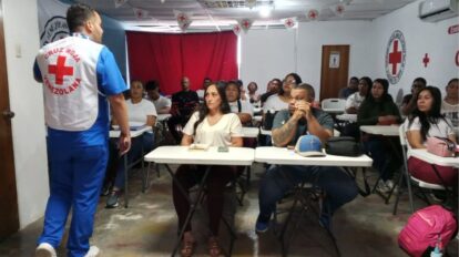 Jornada de capacitación de nuevos voluntarios de la Cruz Roja en Ciudad Bolívar, estado Bolívar.