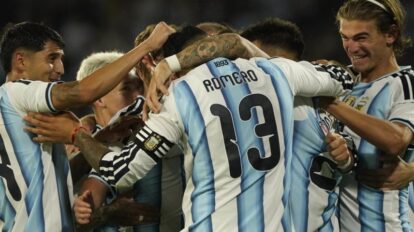 La nueva era de Argentina empezó con goleada