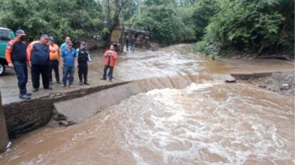 Dos adolescentes fueron arrastrados por un río en Miranda
