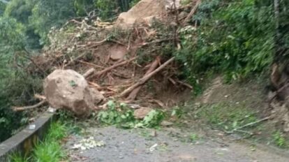 Cierran vía a Choroní tras registrarse tres derrumbes por lluvias