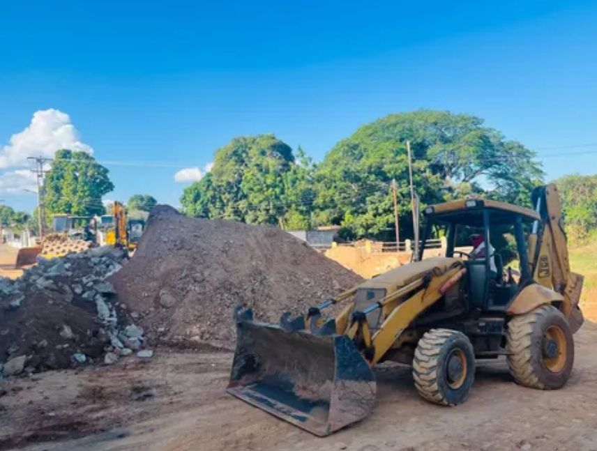 Avanzan trabajos de rehabilitación en el puente Los Aceiticos