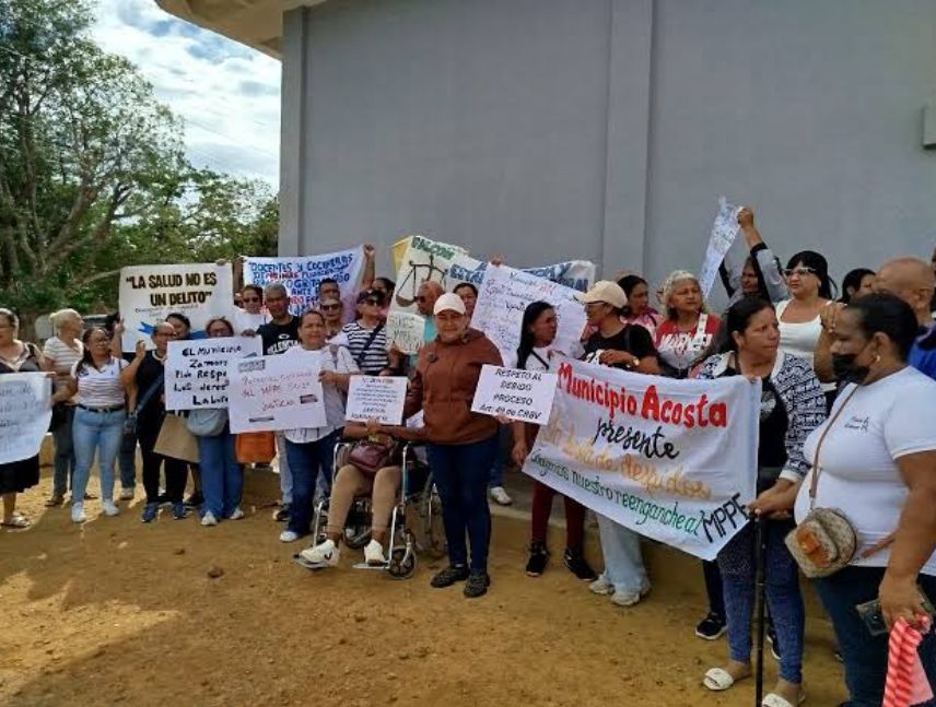 Educadores denuncian despidos injustificados en Falcón