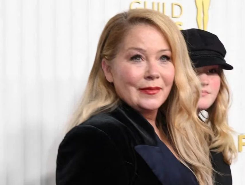 Christina Applegate fue mal diagnosticada con esclerosis múltiple