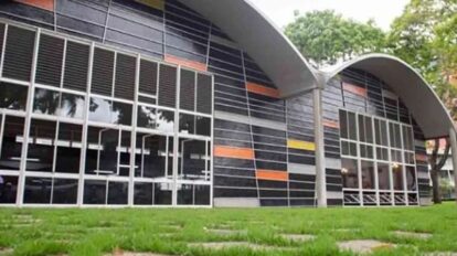 Evalúan restauración de fachadas en la UCV