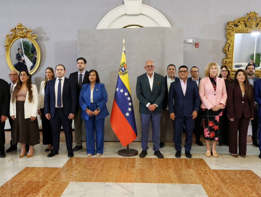 Concluye tercer ciclo del diálogo nacional