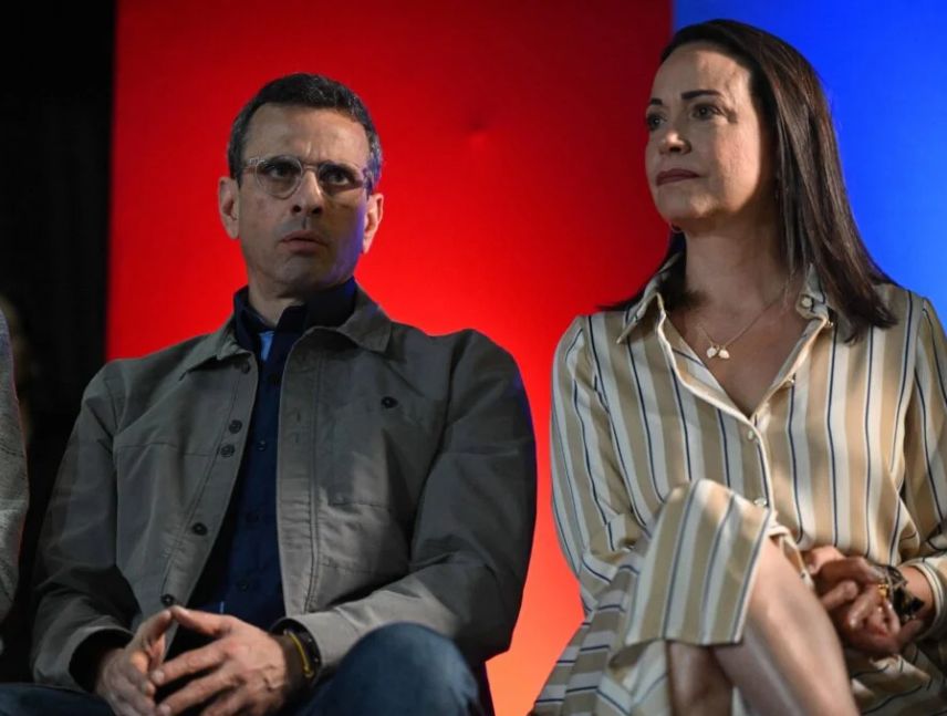 Capriles celebra regreso de María Corina Machado