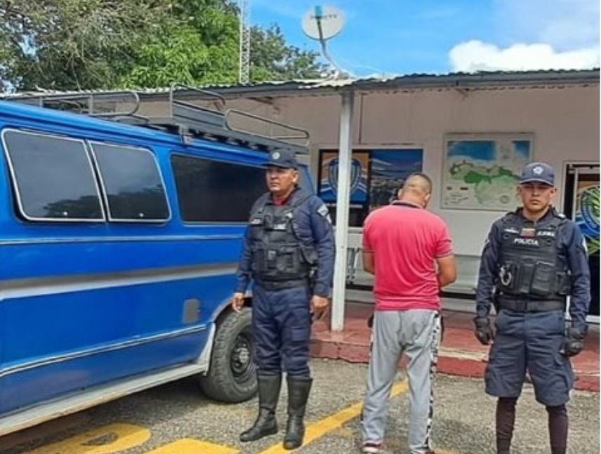 Detienen a chofer en Barquisimeto por agredir a un liceísta