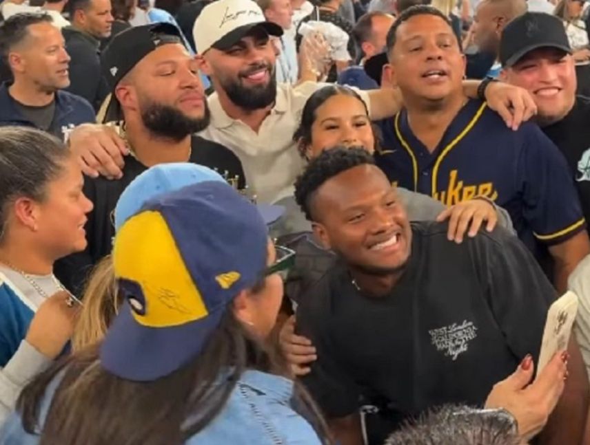 Jackson Chourio celebra con su familia el título