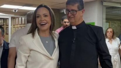 Ucab recibe a María Corina Machado en el campus Montalbán